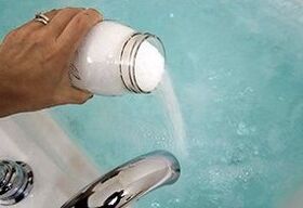 Psoriasis treatment with soda